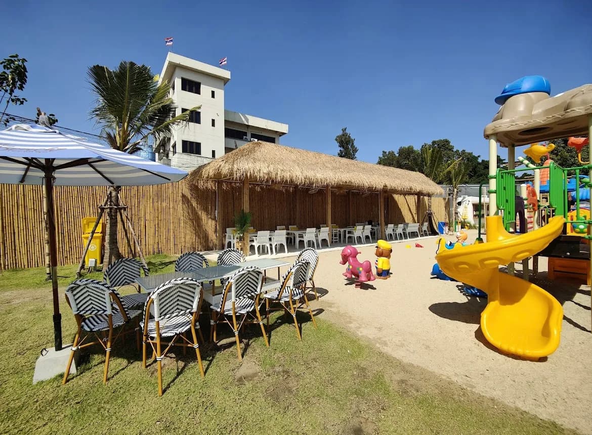The Beach กลางกรุง